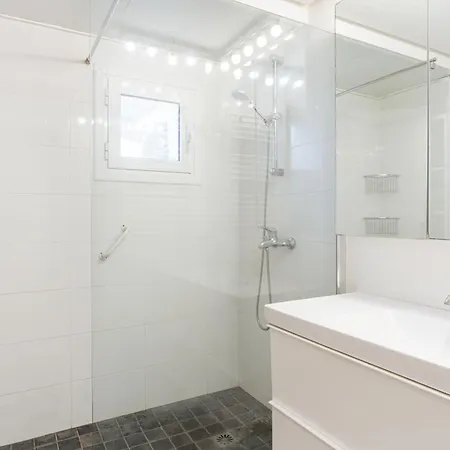 Apartment 1 Bed In Puerto Banus Marbella